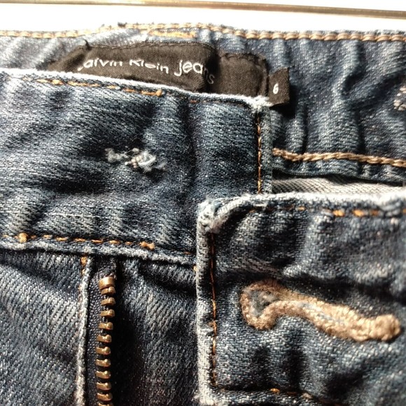 Calvin Klein Jeans Womens 6 Lean Bootcut Denim Flap Pockets Distressed Raw Hem - Picture 4 of 14